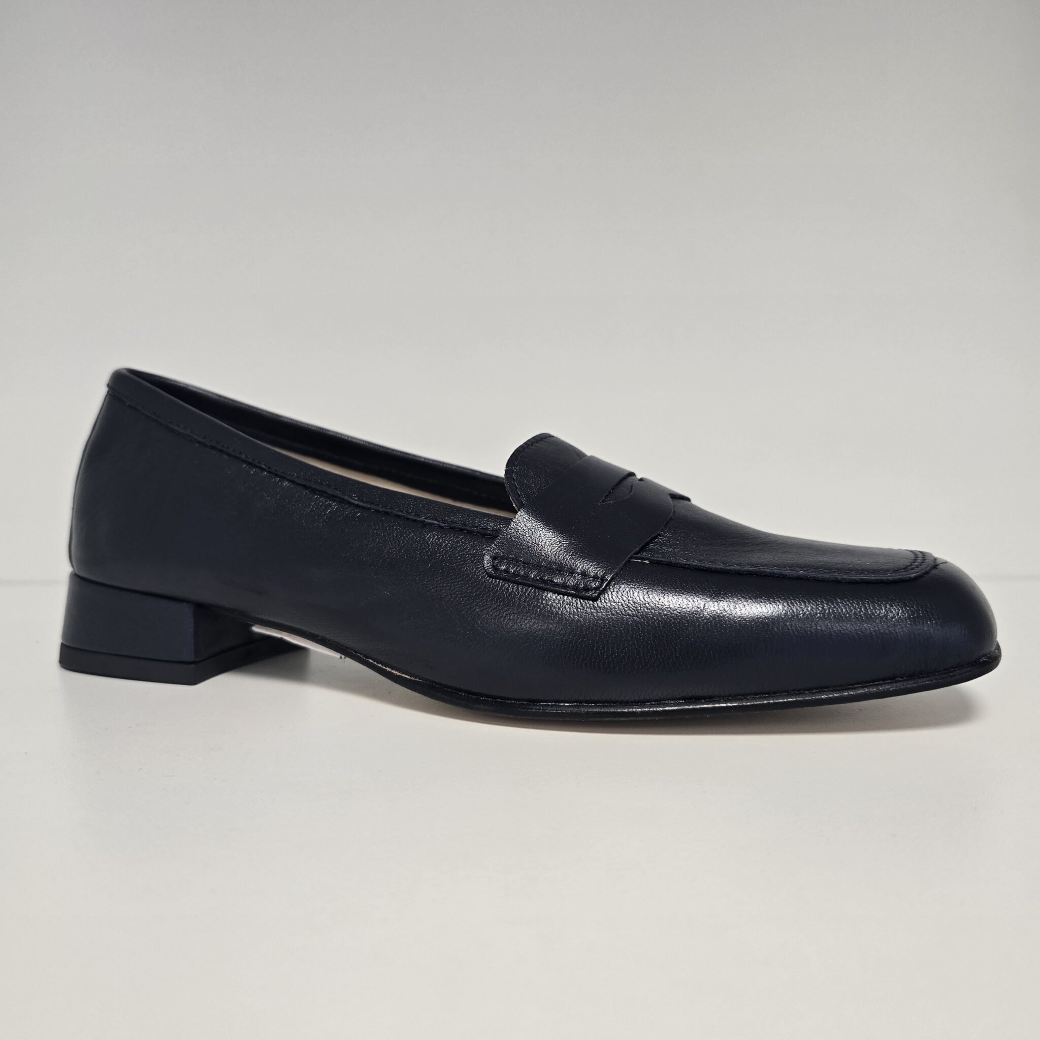 17a-mm5060-nappa-blu