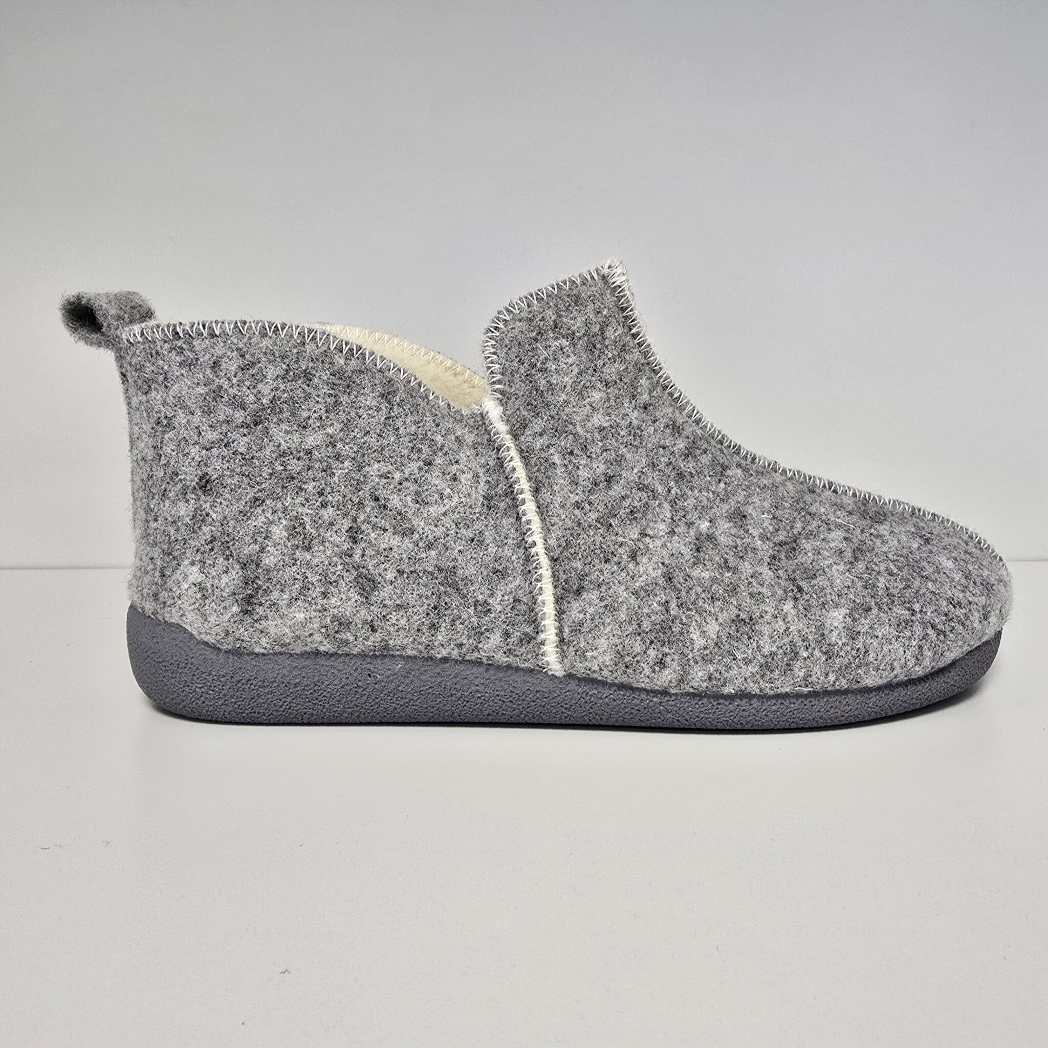 10c-vf67558-grigio